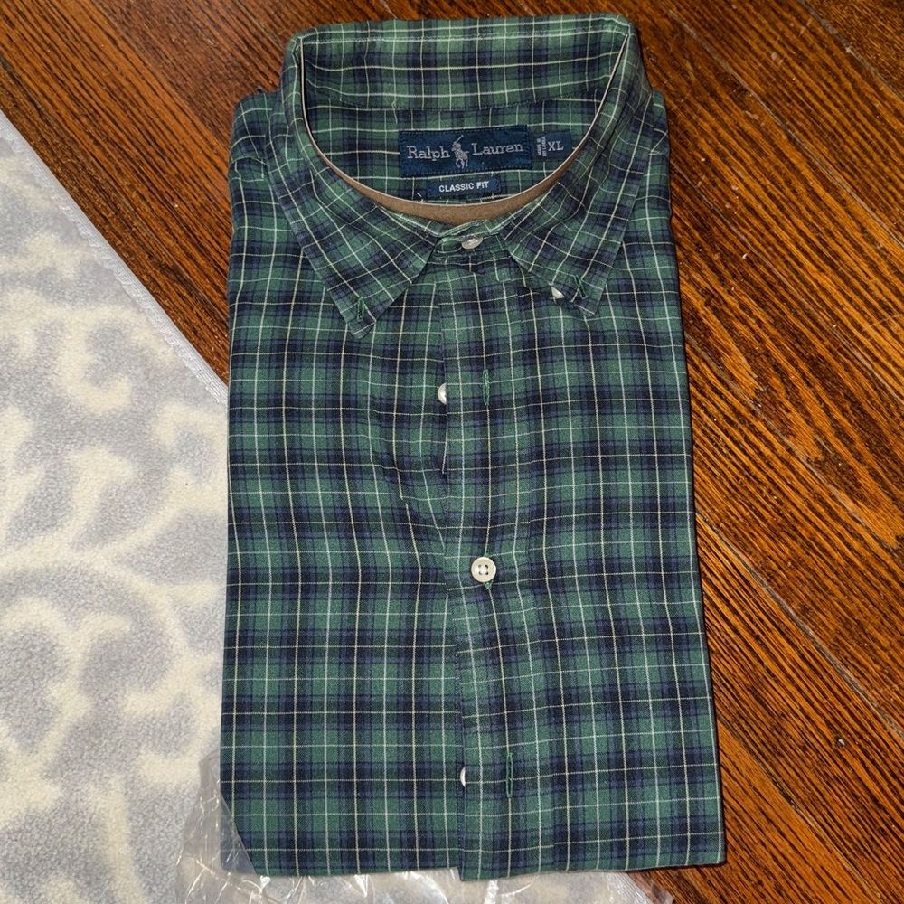 Ralph Lauren Men’s XL Green/Navy Classic Button down. Brand new!